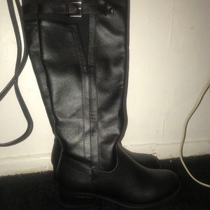 Ladies riding boots.